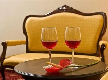 Maryo Hotel